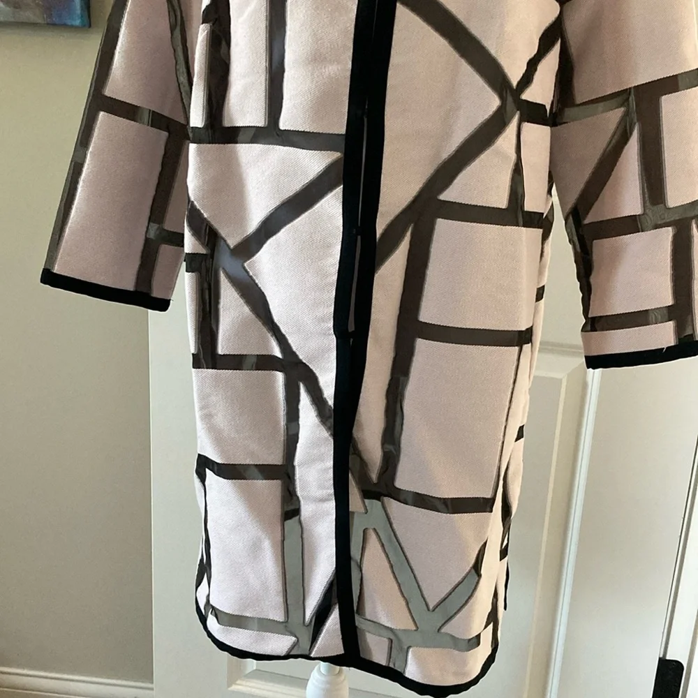Carlisle White and Black Jacket with Geometric Design